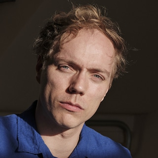 Luuk Vulkers schreef een boek over smetvrees: ‘Als ik in de douche een pleister zie, googel ik dagenlang hoe groot de kans is op hiv’