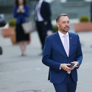 Live - Prévot ontbiedt Russische ambassadeur na dreigementen tegen buitenlanders in Kiev: ‘België gaat nergens heen, wij laten ons niet intimideren’