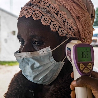 Oeganda schort door ebola openbaar vervoer naar Congo op