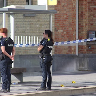 Man in levensgevaar na schietpartij aan het station van Diksmuide: zes verdachten gearresteerd