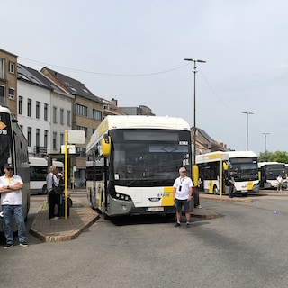 Vlaamse regering legt De Lijn verbeteringstraject op: ‘Het moet beter. Punt’