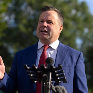 Trumps ‘pitbull’ krijgt promotie: wie is Bill Pulte en waarom baart zijn benoeming tot topman bij de inlichtingendiensten zorgen?