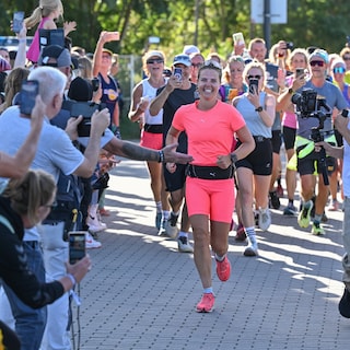 Duitse vrouw breekt Belgisch wereldrecord en loopt 367 dagen lang elke dag een marathon
