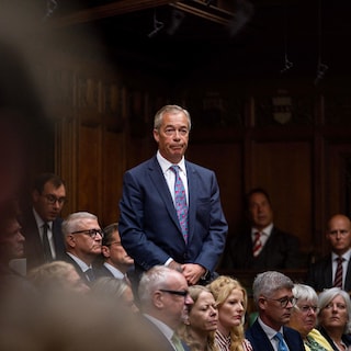 Britse premier Starmer verwijt Nigel Farage dat hij de dood van student Henry Nowak ‘uitbuit om verdeeldheid te zaaien’