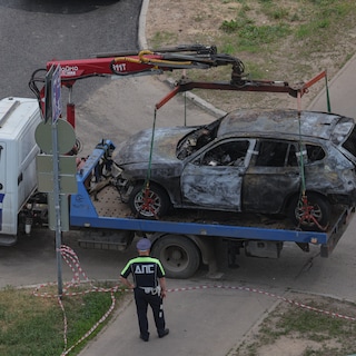 Live - Autobom ontploft in Moskou, slachtoffer is 
