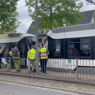 Kop-staartaanrijding tussen trams in Mortsel verstoort tramverkeer: twee zwaargewonden, zeven lichtgewonden