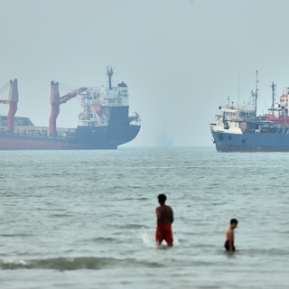 Live - Duitsland roept marineschepen mogelijk terug om impasse Hormuz • VS en Iran voeren indirecte gesprekken over uitvoering vredesakkoord