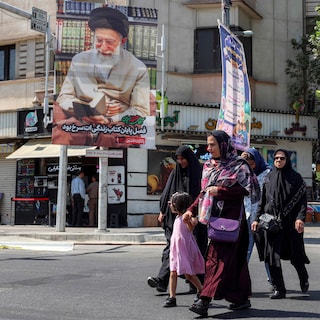 Live - Iran wil pas verder praten met VS als aan voorwaarden deal is voldaan • Oud-legerchef start campagne om Netanyahu op te volgen