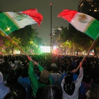 Live - Rode Duivels starten om 22 uur aan alles-of-nietswedstrijd tegen Senegal • Drie doden tijdens festiviteiten in Mexico na WK-overwinning