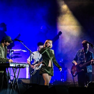 Live - Rock Werchter. Wat máákt nu een goede festivalbuddy? • Hoe Pommelien Thijs plots bij Mumford & Sons op het podium belandde