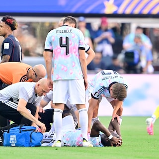 Amadou Onana reageert voor het eerst na afgescheurde kruisband: Vanaf het moment dat ik op de grond viel, stortte mijn wereld in