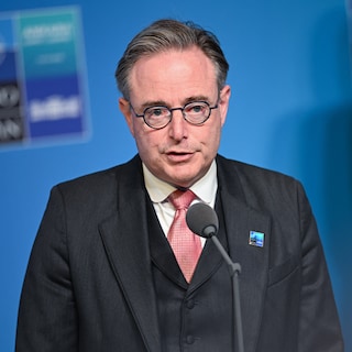 Premier De Wever krijgt ongewoon cadeau van Turkse president