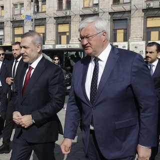 Ukrainian Minister Calls Putin a 'Coward' as Russia Launches Record Ballistic Missile Attack on Kyiv