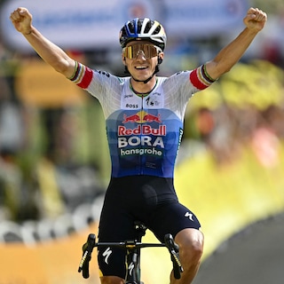 Raket Evenepoel vliegt naar winst dankzij goede pacing en klimtrainingen