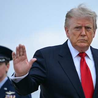 Live - Trump zegt dat VS goede gesprekken voeren met Iran, Teheran ontkent onderhandelingen