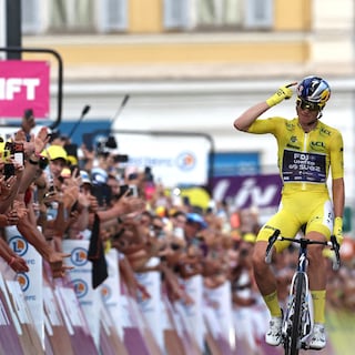 Op naar een Pogacariaans jaar? Demi Vollering zet dominantie gewoon verder met eindzege in Tour de France Femmes