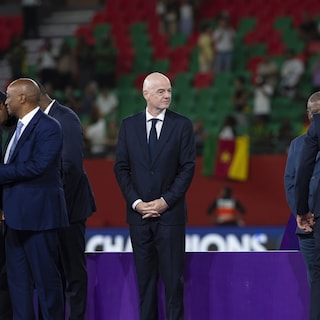 Genoeg is genoeg: ook oud-topvoetballers keren zich nu tegen FIFA-baas Infantino