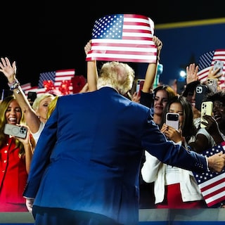 Zijn de VS echt het ‘hottest’ land ter wereld, zoals Trump beweert? Deze grafieken schetsen een ander beeld van de Amerikaanse economie