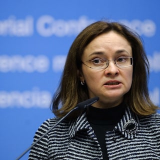 Live - Topvrouw Russische Centrale Bank plots spoorloos op c
