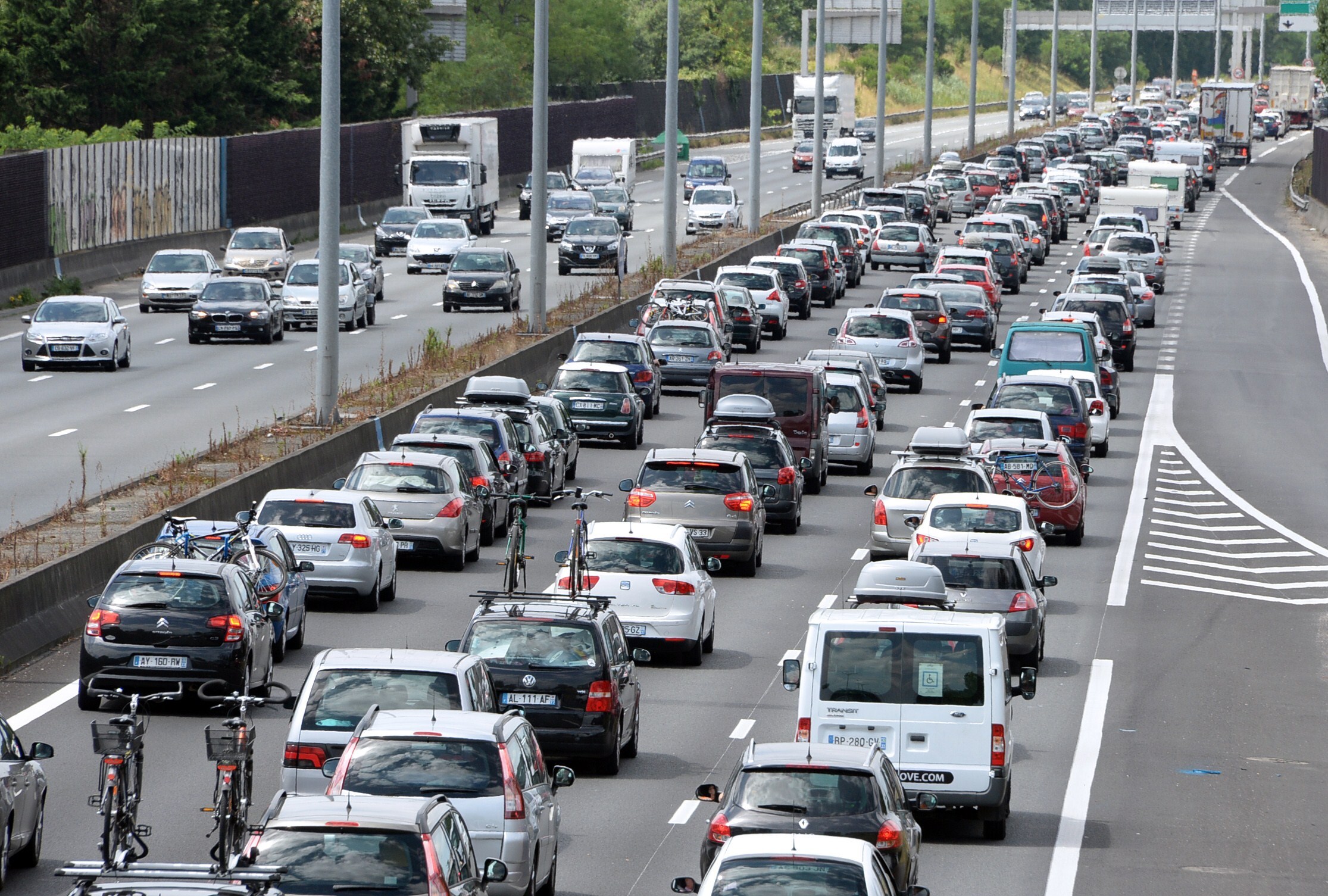 Tweede zwarte zaterdag richting zuiden op komst in Frankrijk De