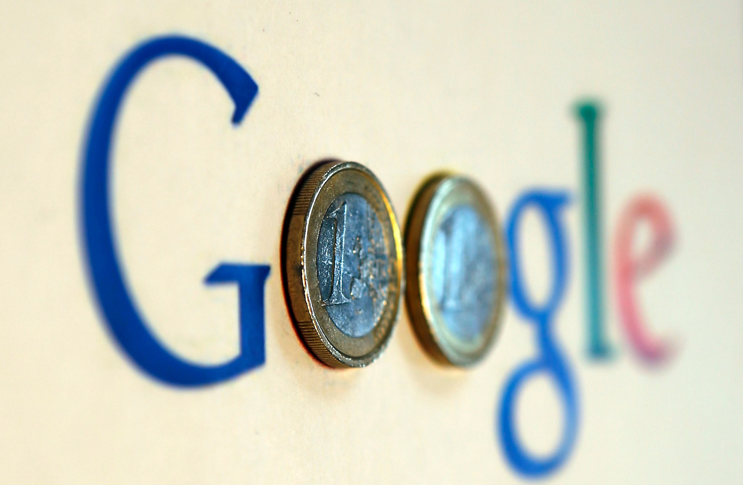 Europese Commissie geeft Google recordboete van 2,42 miljard
