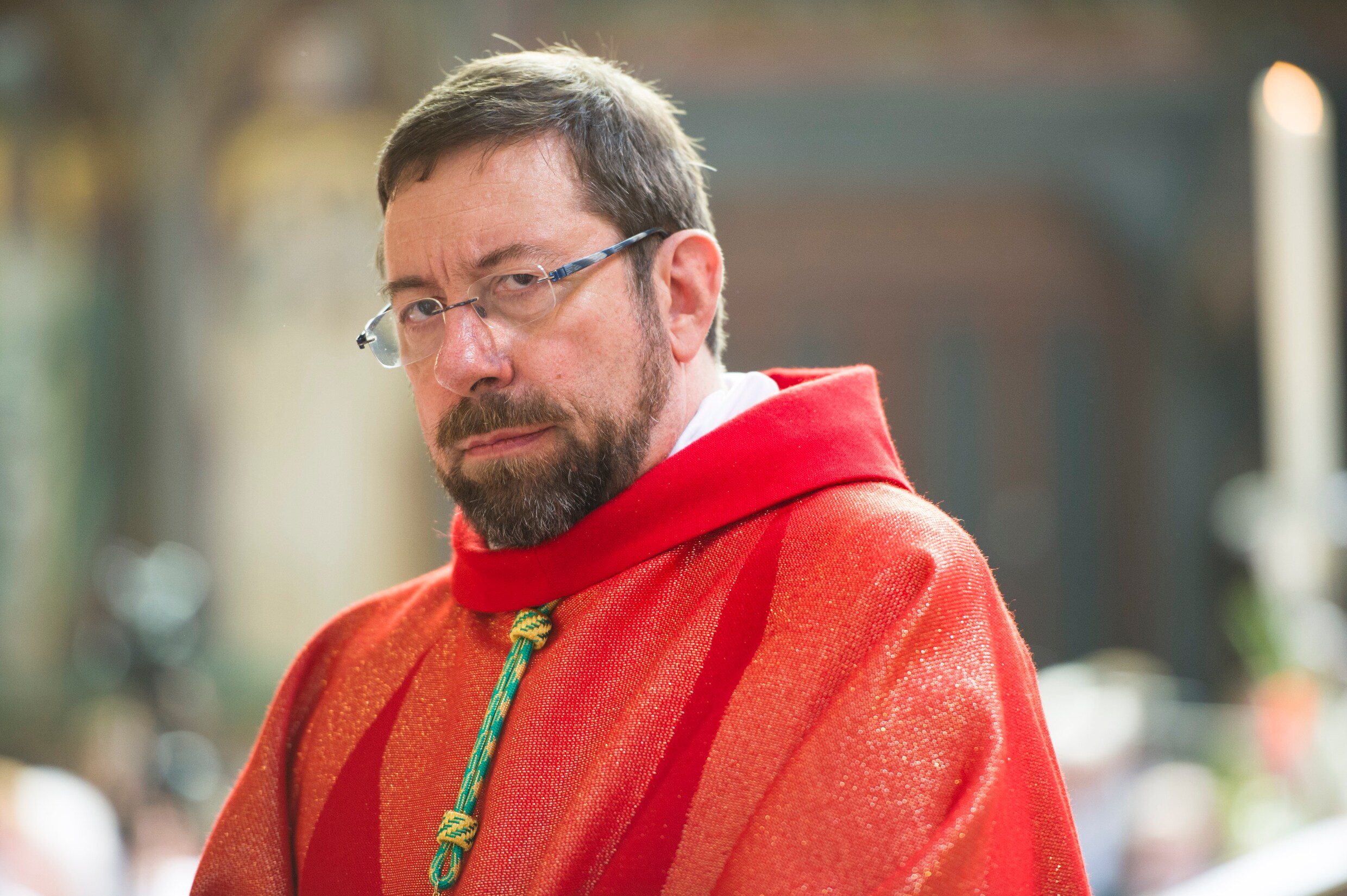 Bisschop van Luik opgesloten in badkamer tijdens overval: dieven stelen 20.000 euro, kelken en kunstwerken