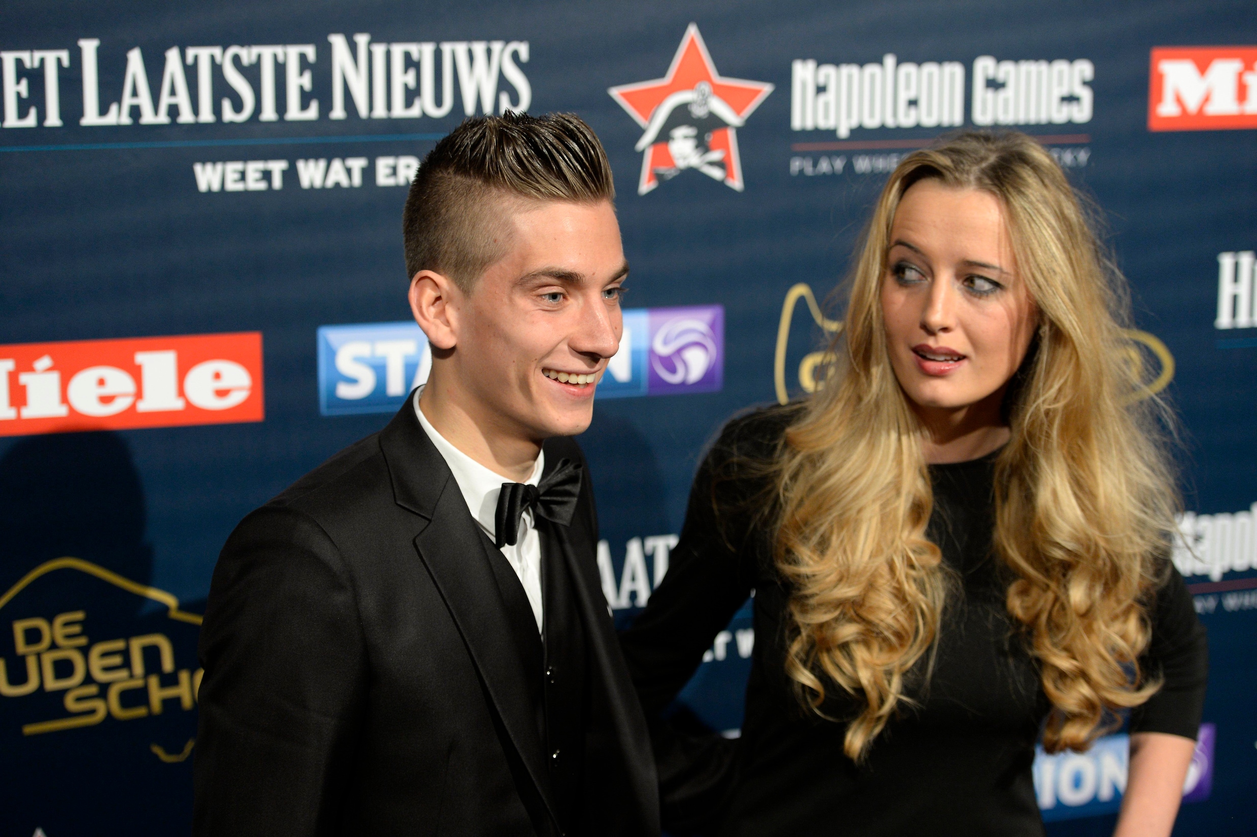 Praet wint Gouden Schoen met vijf punten voor Vázquez | De Morgen