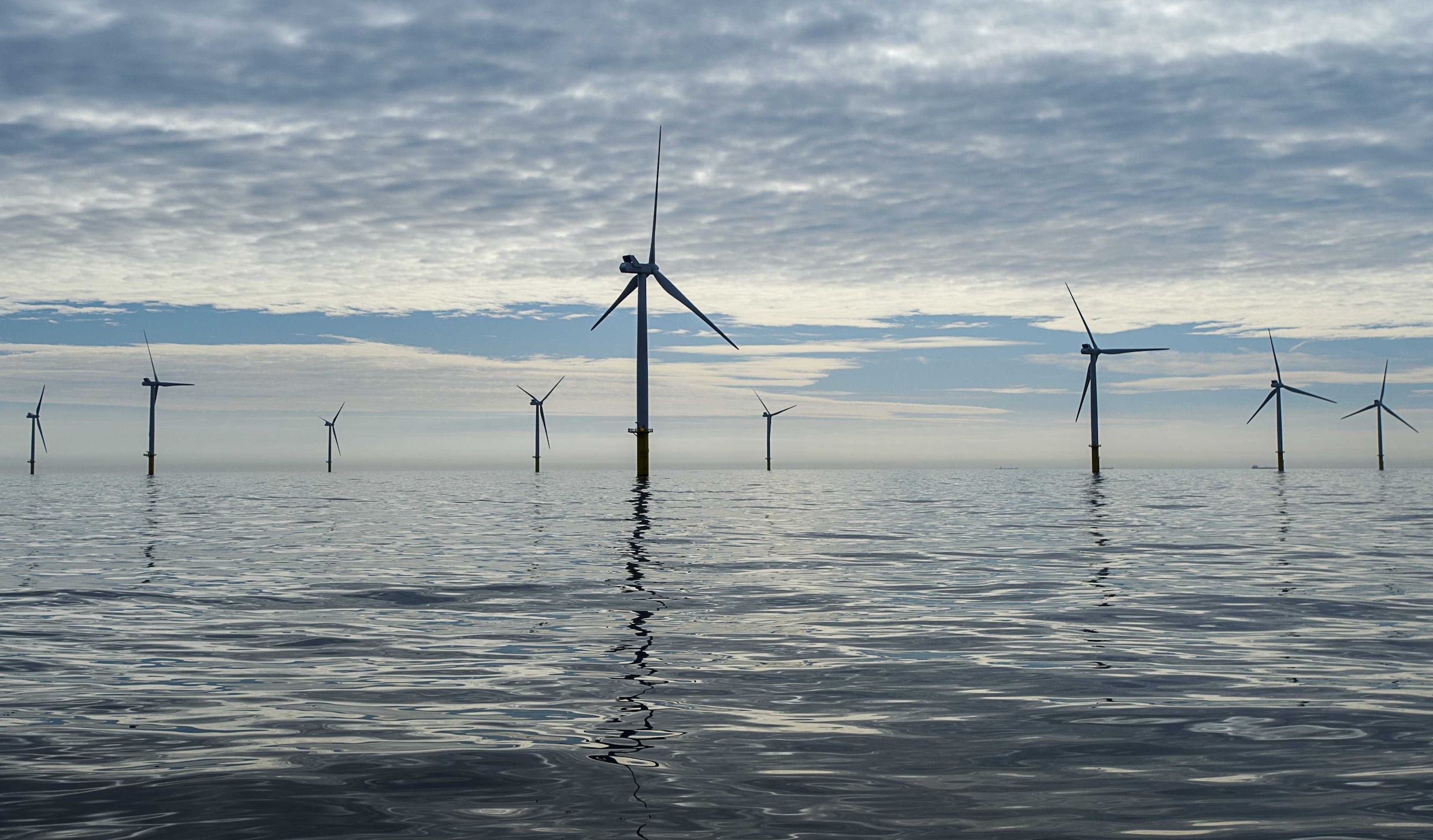 “Zware vertraging dreigt voor windmolenparken op zee”