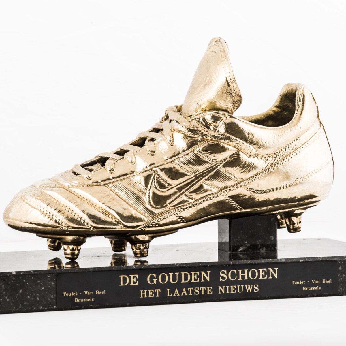 De Gouden Schoen wil weleens wringen De Morgen