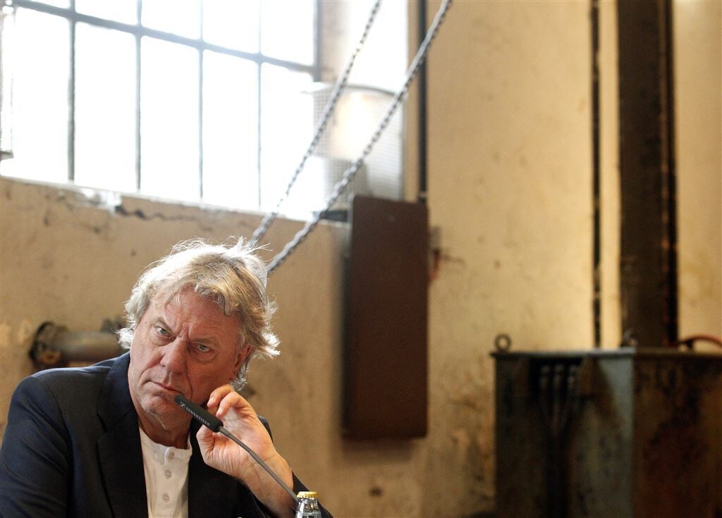 Johan Simons gaat nieuw Rotterdams theatercollectief leiden | De Morgen