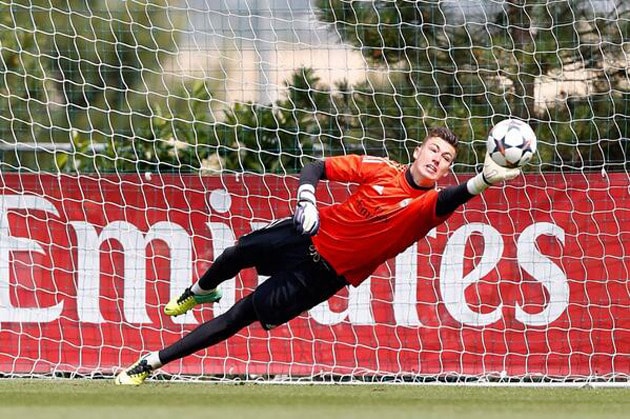 Belgische doelman traint mee met eerste elftal Real Madrid | De Morgen