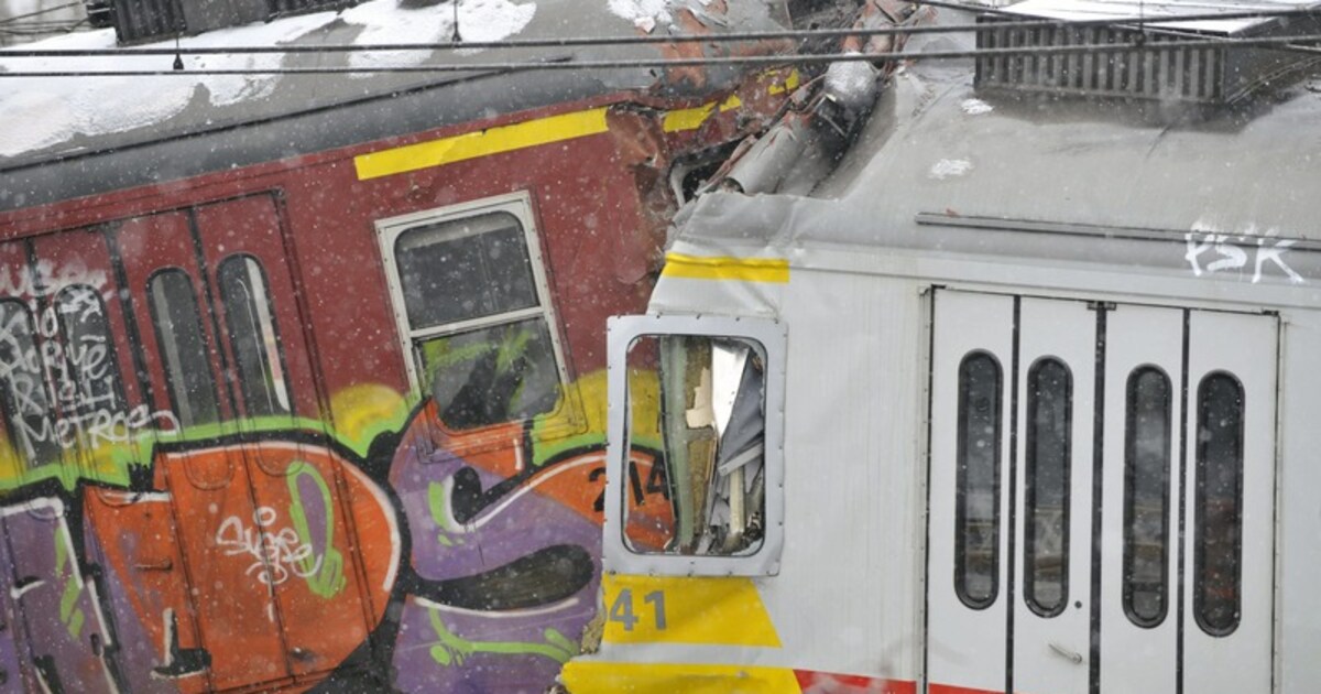 Treinchauffeurs herdenken ramp Buizingen door 19 minuten halt te houden ...