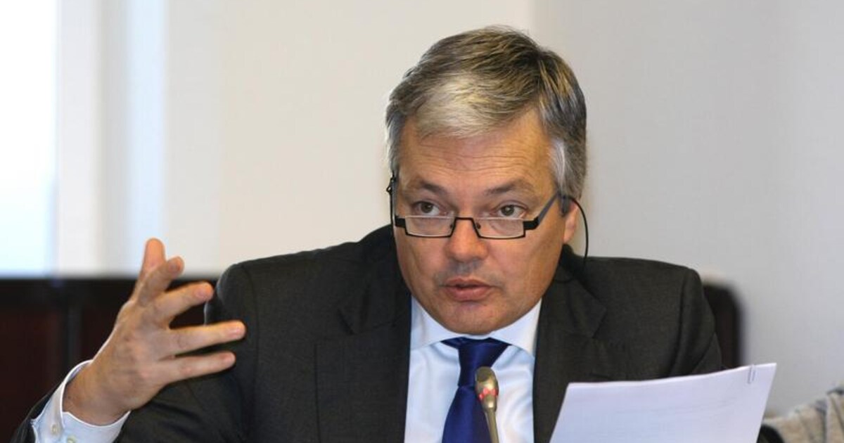 Reynders: 
