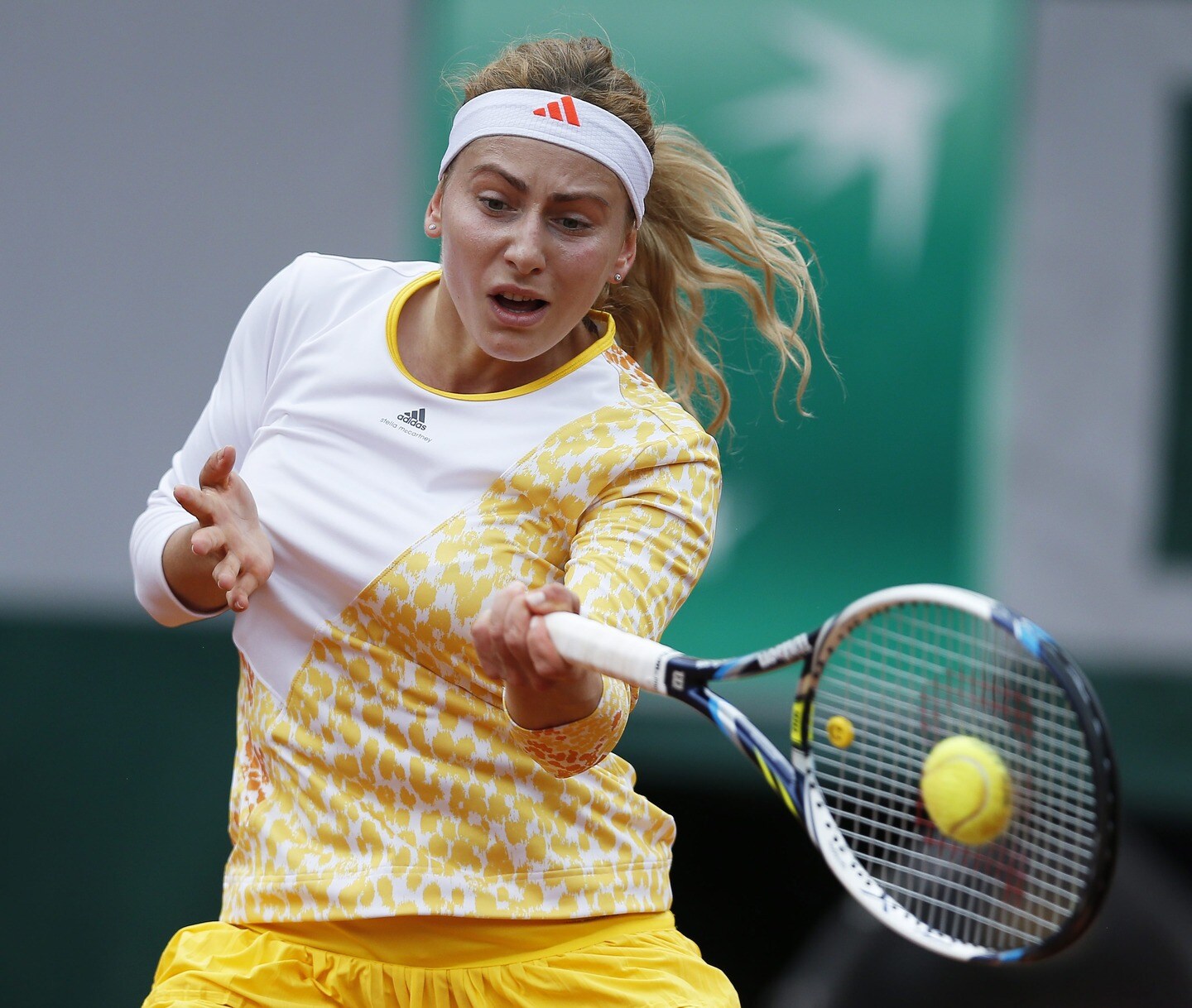 Maria Sharapova makkelijk naar tweede ronde in Parijs | De Morgen