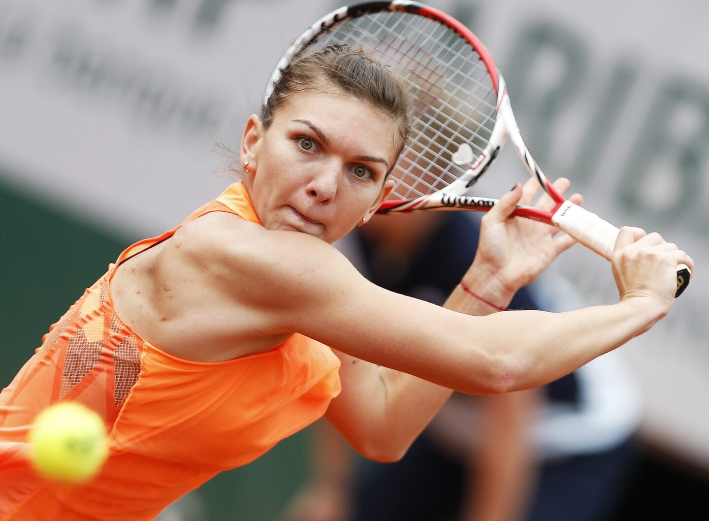 Van een DD naar een C-Cup en nu in kwartfinales Roland Garros: Simona Halep  | De Morgen