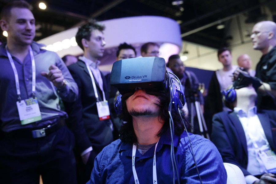 Oprichters Oculus Rift bedreigd na verkoop aan Facebook | De Morgen