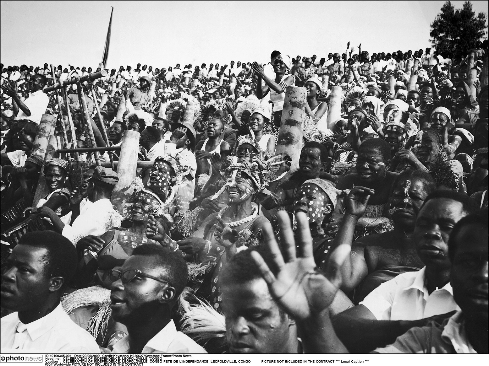 Feest in Kinshasa (toen Leopoldstad) ter ere van de Congolese onafhankelijkheid.