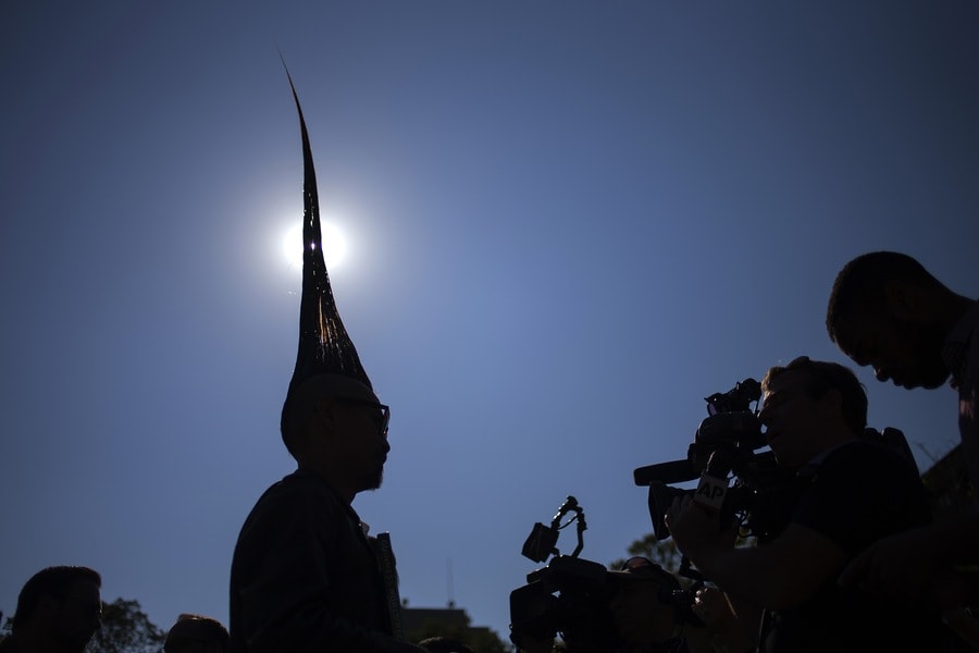 Japanner heeft hoogste hanenkam ter wereld | De Morgen