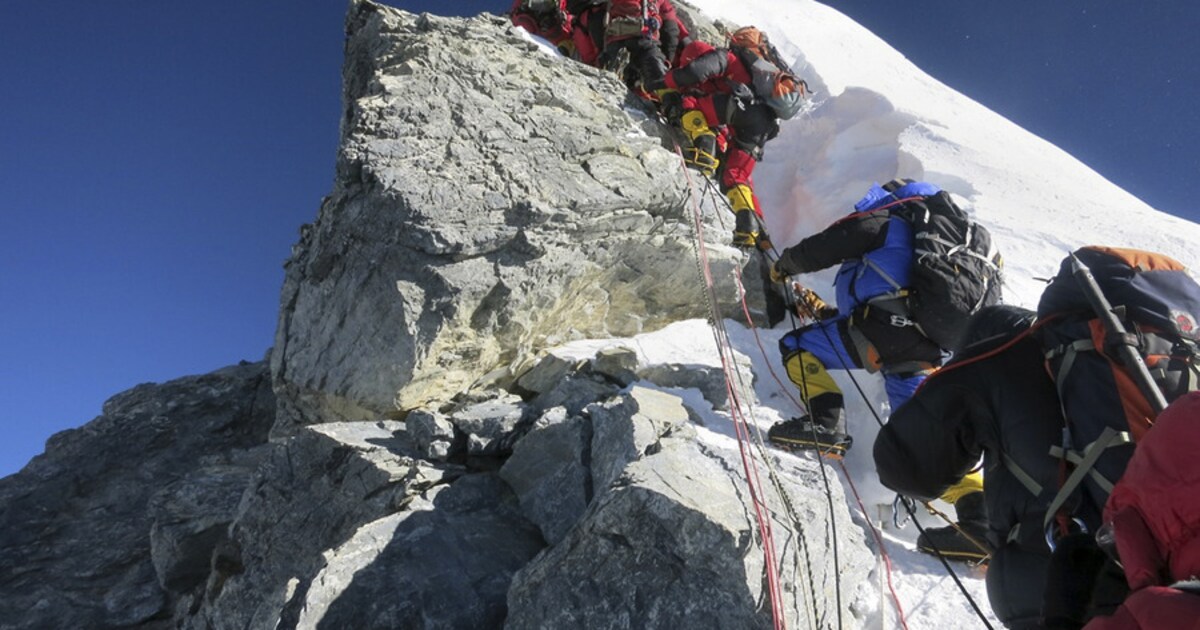 nepal-viert-60ste-verjaardag-