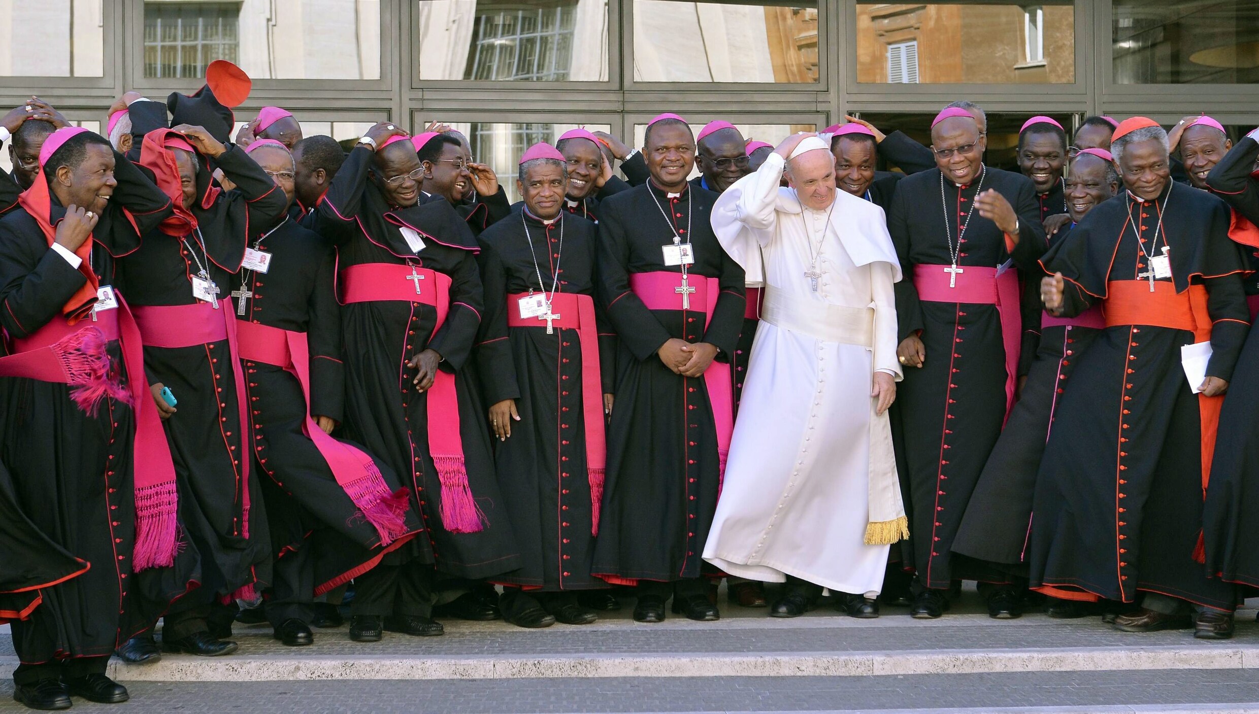 Denkt paus Franciscus aan aftreden?