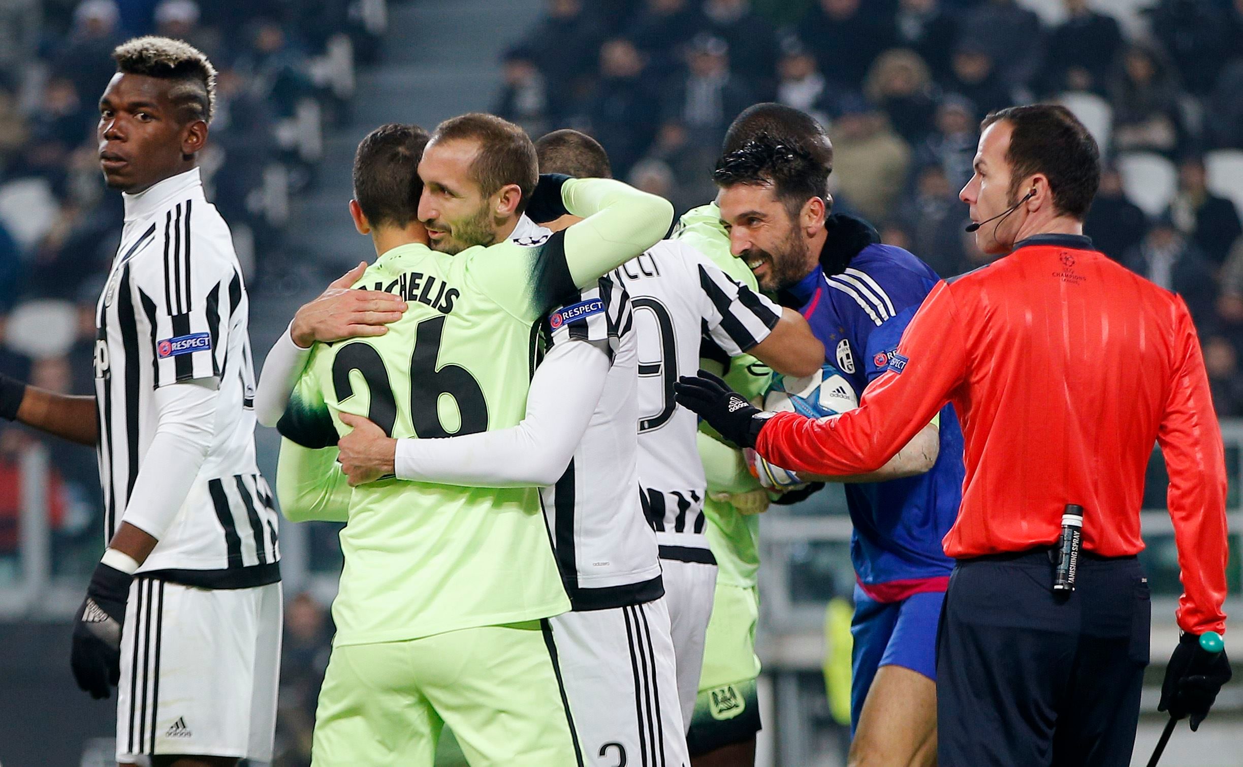 Juventus wint wéér van Manchester City en plaatst zich voor de achtste finales