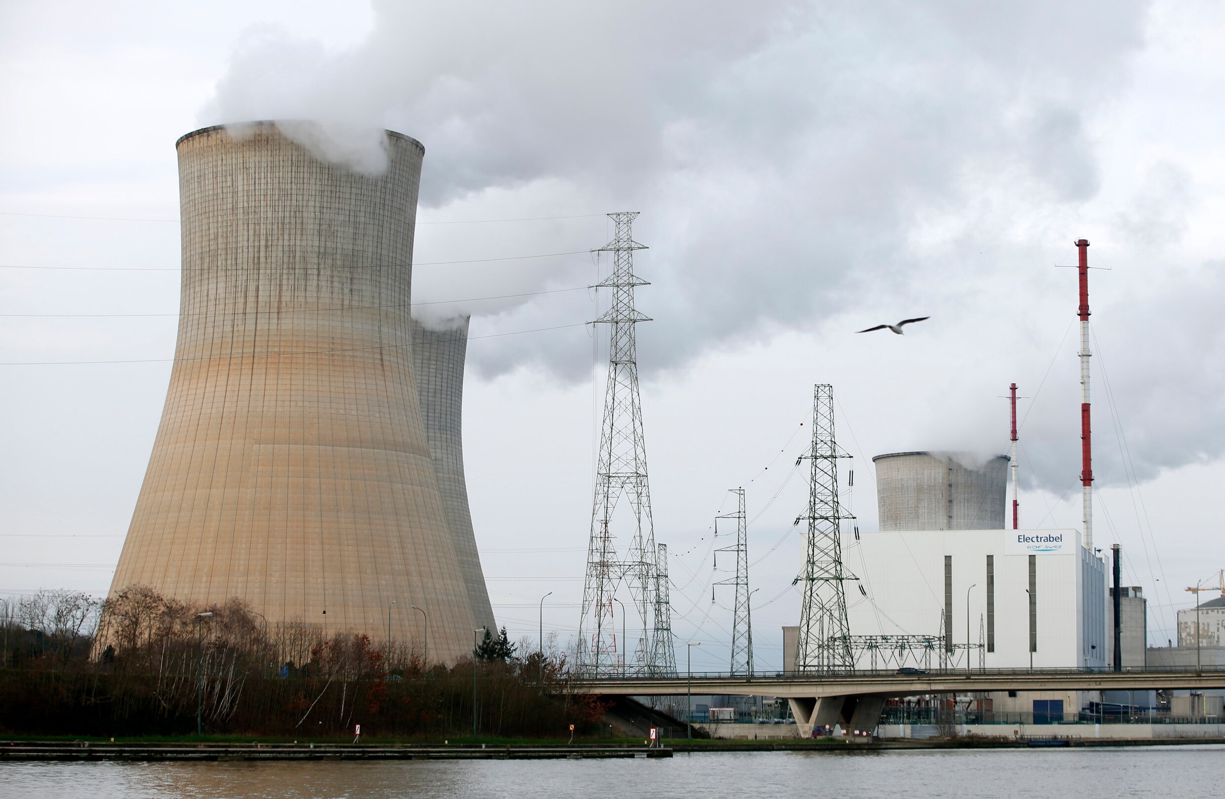 Zullen we ons elektriciteitsverbruik moeten matigen door de defecte kerncentrales? De kans bestaat