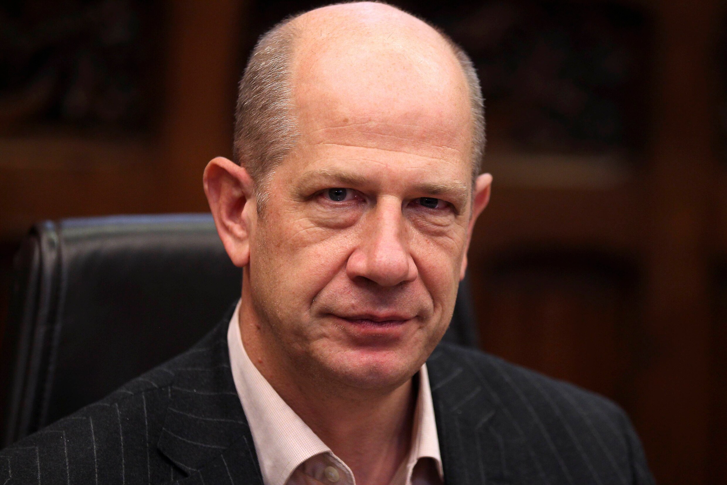 Tom Balthazar: advocaat, broer van Nic, docent, zoon van eregouverneur ...