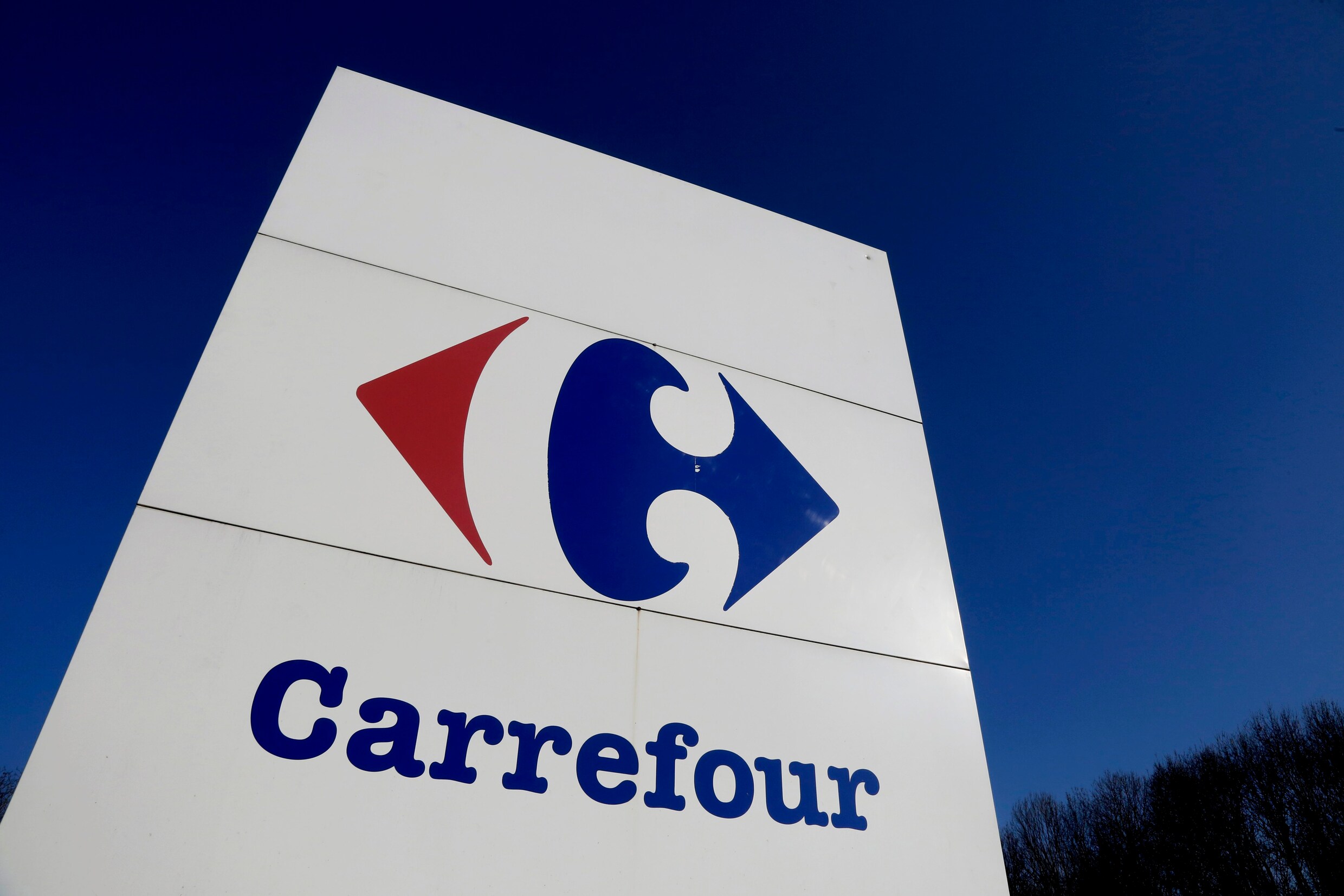 Carrefour komt met voorstel met minder ontslagen, maar voor wat, hoort wat