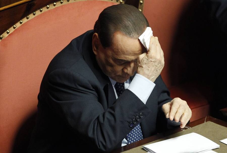 Mogelijk 7 nieuwe rechtszaken rond "bunga bunga"-affaire Berlusconi