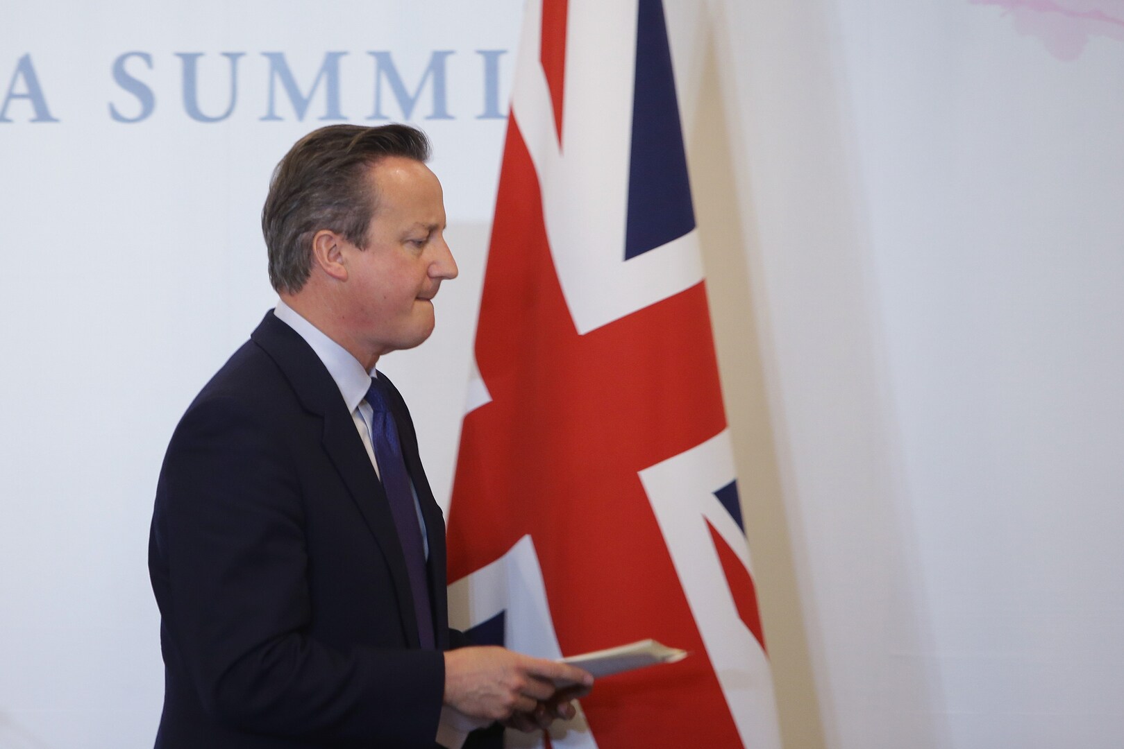 Britse militair gehoorzaamt straks wellicht 'cheeseeating surrender