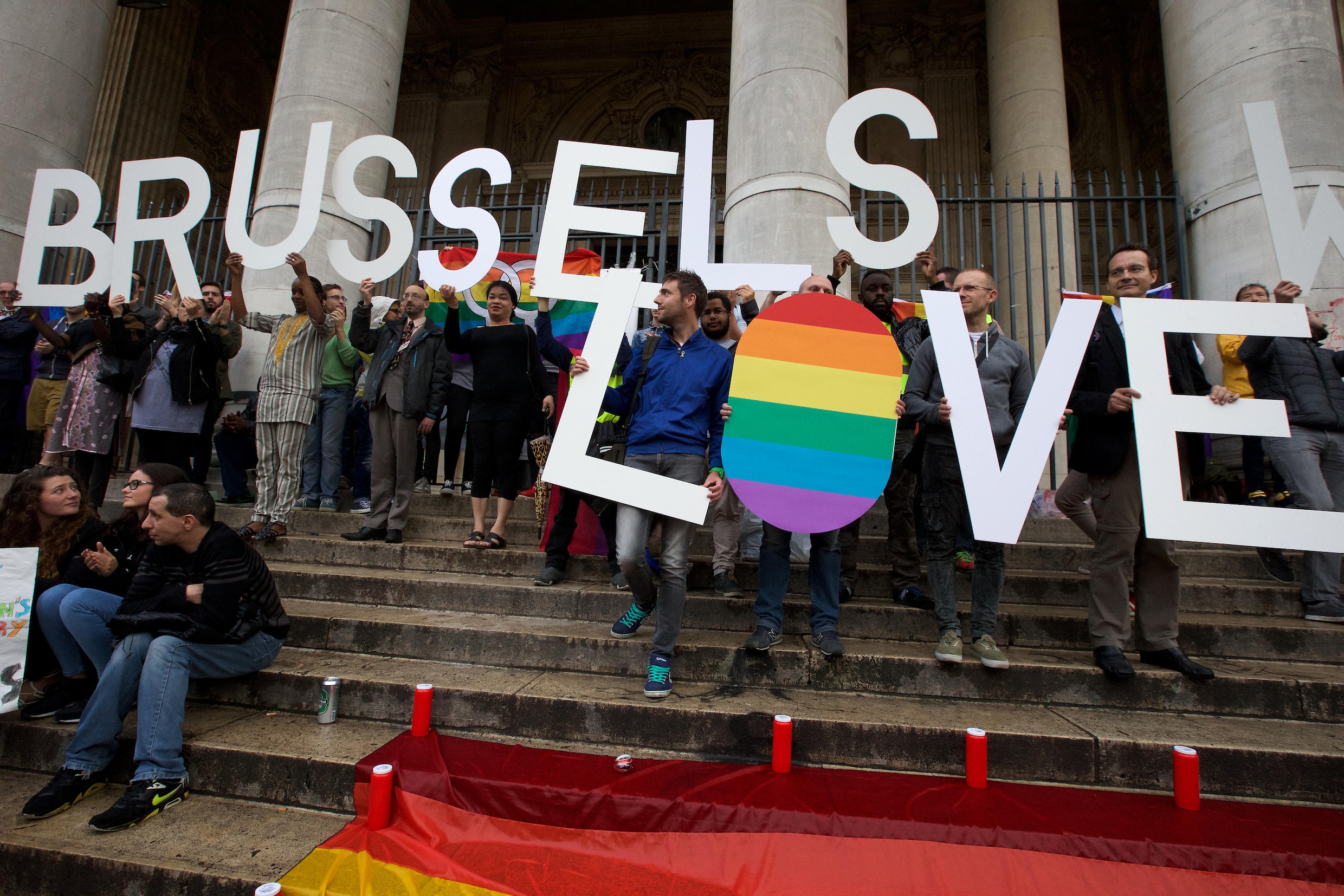 23 concrete acties moeten homofobie in Brussel tegengaan