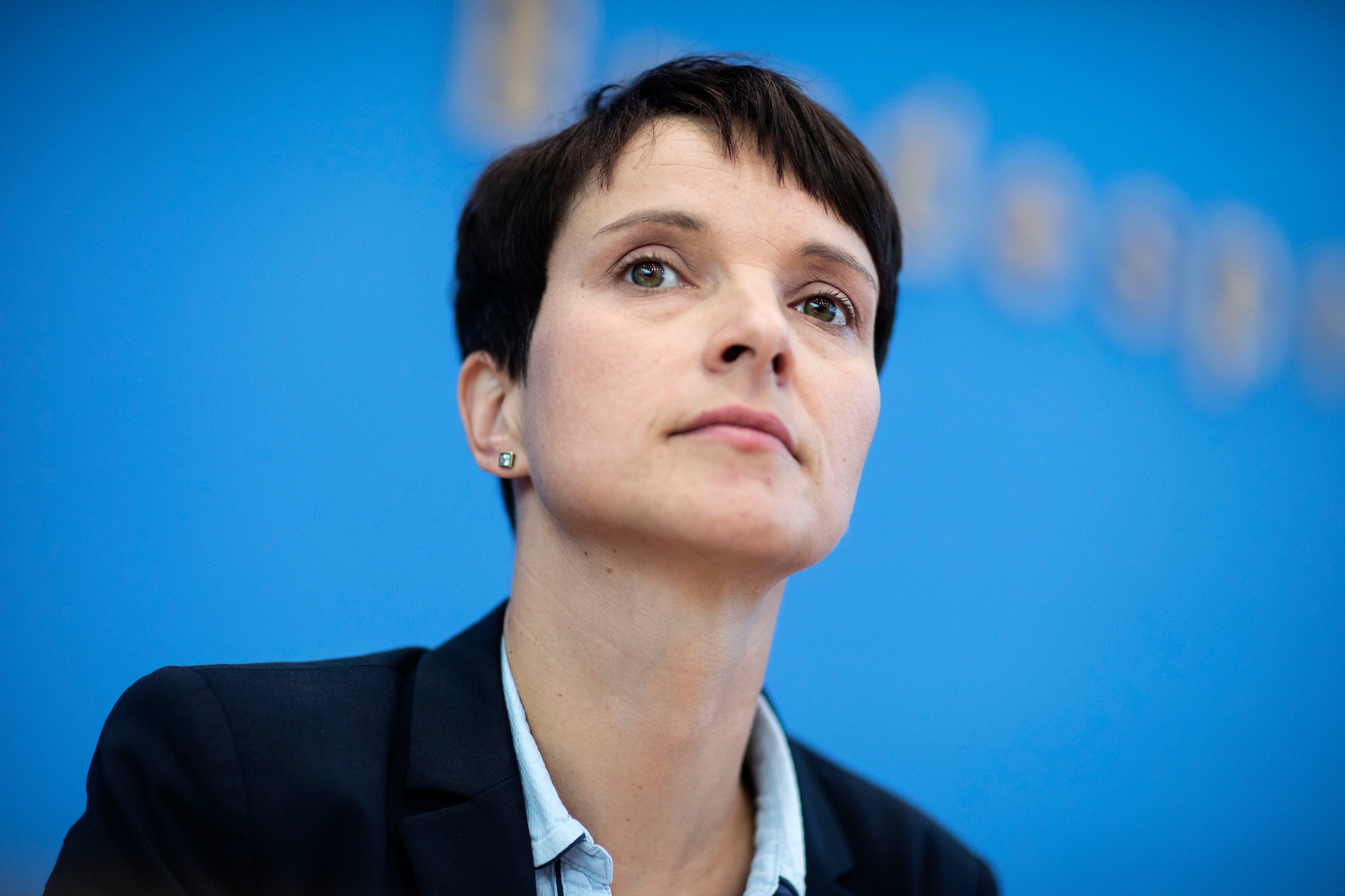 AfD-voorzitter onder vuur omdat ze migranten vergeleek met compost | De ...