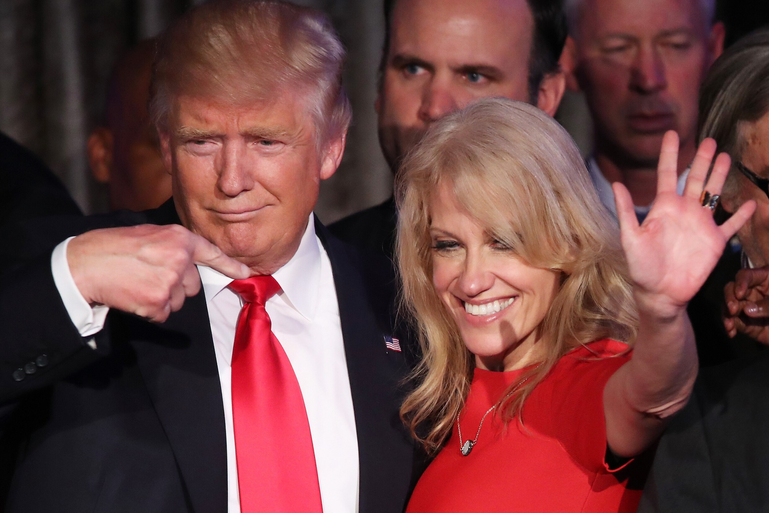 Trump en campagnemanager Kellyanne Conway.