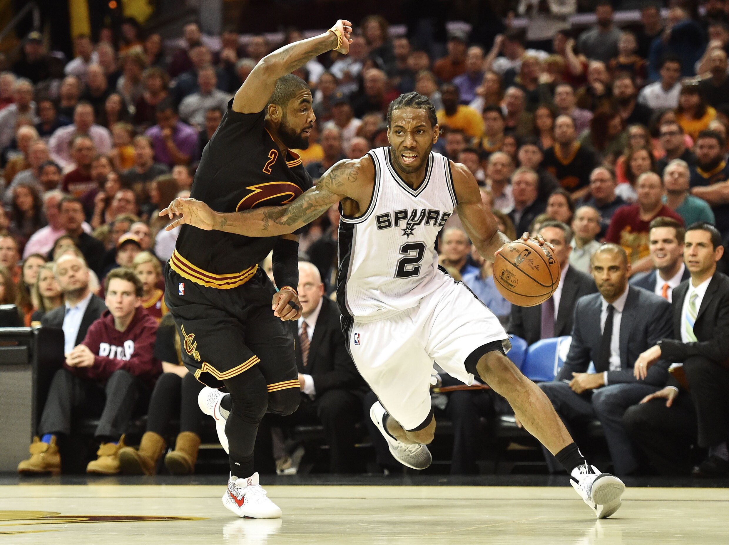 San Antonio wint beklijvende NBA-clash tegen Cleveland, maar liefst 41 punten voor Kawhi Leonard